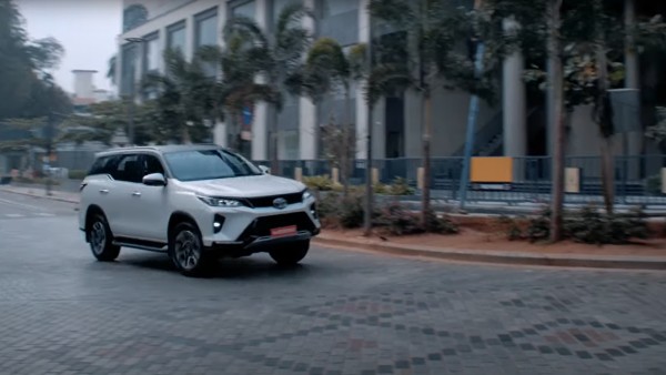 Toyota ने जारी किया शानदार Fortuner Legender 4X4 का वीडियो ऐड, यहां देखें