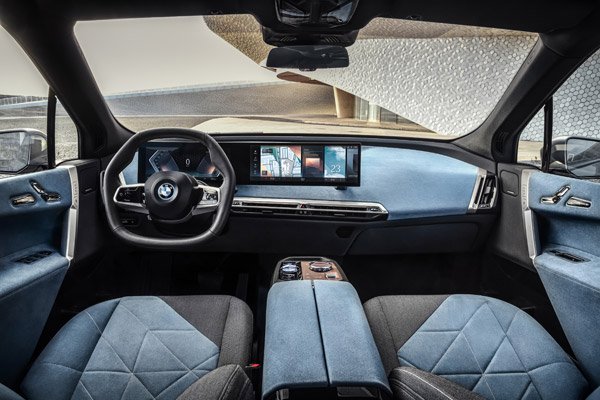 Upcoming Car Launches December 2021: नई फॉक्सवैगन टिगुआन, ऑडी ई-ट्रान जीटी, बीएमडब्ल्यू आईएक्स इलेक्ट्रिक