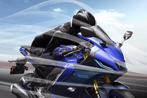 नई Yamaha R15 के लिए अब चुकानी होगी ज्यादा कीमत, कंपनी ने 3,000 रुपये बढ़ा दिए दाम