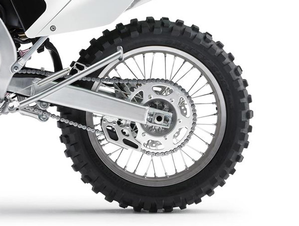 नई Kawasaki KLX450R डर्ट बाइक भारत में हुई लाॅन्च, जानें कीमत और फीचर्स