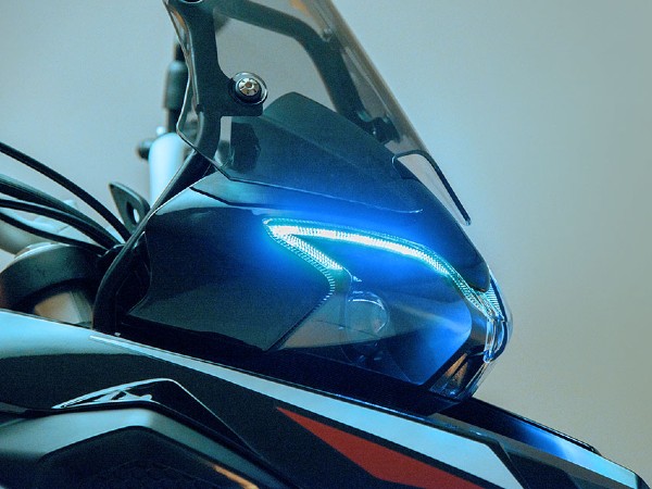 नई Benelli TRK 251 का टीजर हुआ जारी, जल्द होने वाली है भारत में लॉन्च