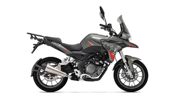 Benelli TRK 251 की बुकिंग 6000 रुपये में हुई शुरू, जानें कब शुरू होगी डिलीवरी