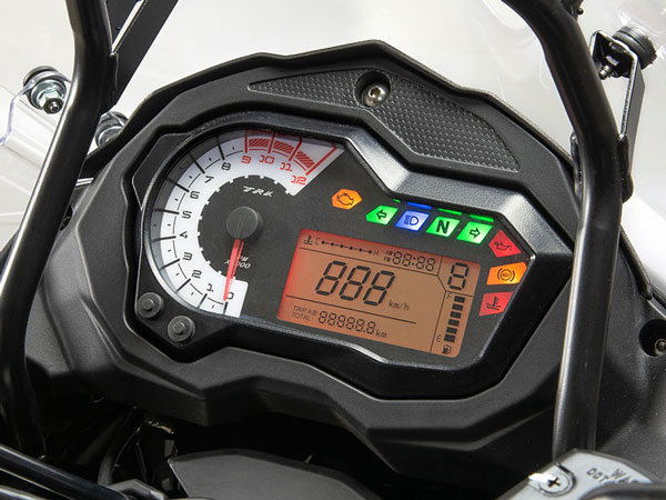 Benelli TRK 502X भारत में नए रंग के साथ हुई लॉन्च, दिखने में और भी आकर्षक