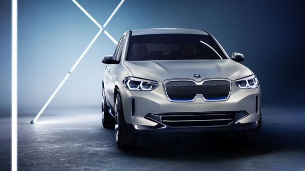 BMW पेश करने वाली है रंग बदलने वाली कार, 2022 Consumer Electronics Show में हो सकता है खुलासा
