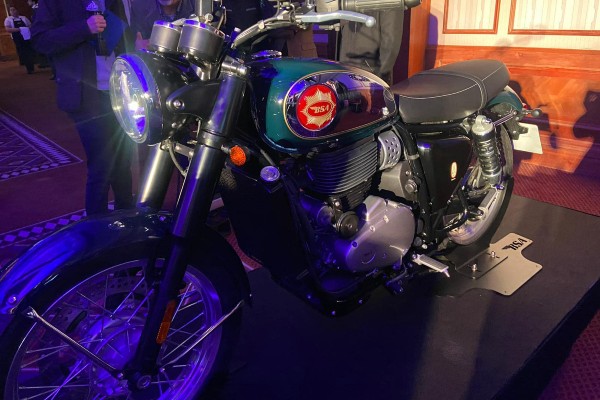 BSA Motorcycles की पहली बाइक Goldstar 650 हुई पेश, RE 650 Twins से होगा मुकाबला