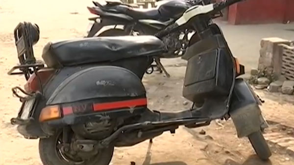 बेशुमार दौलत के बाद भी पीयूष जैन चलाता था खटारा स्कूटर, छापेमारी में मिले कई पुराने वाहन