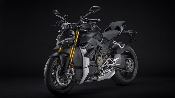 एक्टर Sooraj Pancholi ने खरीदी नई Ducati Streetfighter V4 S, खुद को दिया क्रिसमस का तोहफा