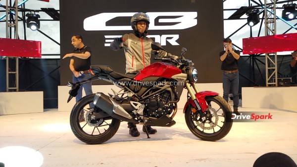 Honda CB300R बीएस6 का हुआ खुलासा, जानें क्या हैं फीचर्स और अपडेट