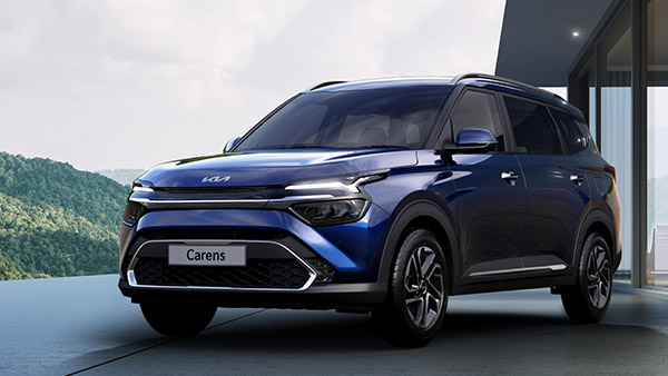 Kia Carens की बुकिंग 14 जनवरी 2022 से होगी शुरू, उससे पहले जानें डिजाईन, फीचर्स, इंजन जानकारी
