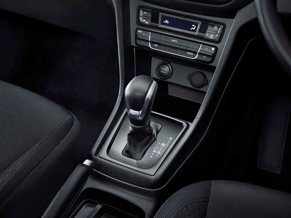 Maruti Vitara Brezza की बिक्री 7 लाख यूनिट के पार, जानें ऐसा क्या है खास