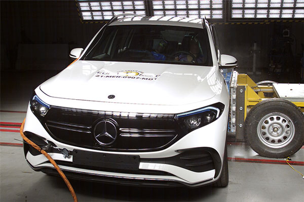 Mercedes Benz EQB SUV ने हासिल की 5-स्टार सेफ्टी रेटिंग, EQS से रही थोड़ा पीछे