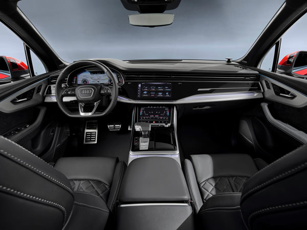 नई Audi Q7 Facelift के वेरिएंट्स और स्पेसिफिकेशन का खुलासा, जल्द होने वाली है लॉन्च