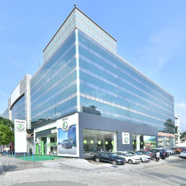 Skoda ने अब चेन्नई में खोला नया शोरूम, दक्षिण भारत में मजबूत कर रही पकड़