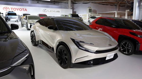 Toyota Motor लॉन्च करेगी 16 इलेक्ट्रिक कार्स, Lexus 2030 तक हो जाएगी ऑल-इलेक्ट्रिक