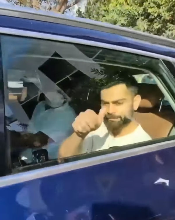 क्रिकेटर विराट कोहली के कार कलेक्शन में शामिल हुई ऑडी की लग्जरी इलेक्ट्रिक कारें, सवारी करते आये नजर