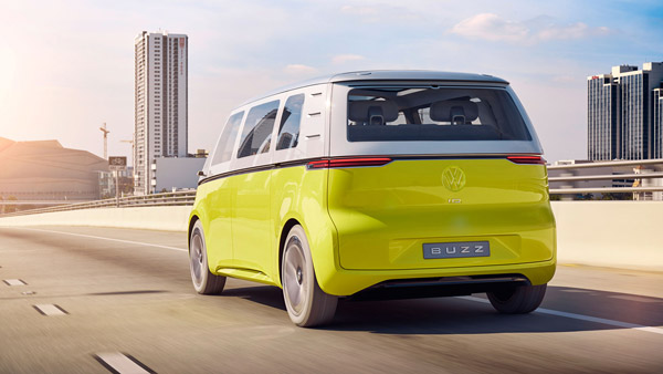 Volkswagen ID.Buzz इलेक्ट्रिक वैन का टीजर हुआ जारी, सेल्फ ड्राइविंग तकनीक से होगी लैस