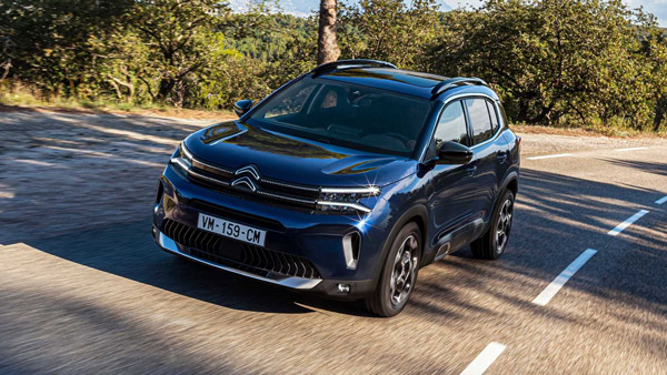 Citroen C5 Aircross के फेसलिफ्ट वैरिएंट से उठा पर्दा, जानें क्या हैं फीचर्स