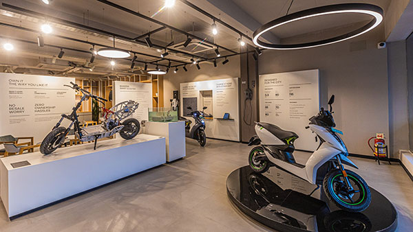 Ather Energy एक साल में बनाएगी 10 लाख स्कूटर, 500 नए इलाकों मे लगाएगी चार्जिंग स्टेशन
