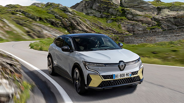 Renault 2030 तक यूरोप में बनना चाहती इलेक्ट्रिक कार निर्माता कंपनी, जानें क्या है योजना
