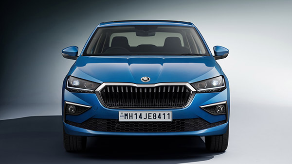 Skoda Slavia की डिलीवरी मार्च के शुरुआत में होगी शुरू, उसके पहले पहुंचाई जायेगी शोरूम