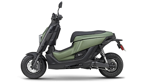 Yamaha ने पेश की धांसू इलेक्ट्रिक स्कूटर, बेहद अलग है डिजाइन, जानें क्या है रेंज