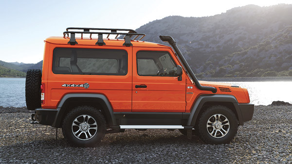 Kerala Police inducts 44 new Force Gurkha SUVs into fleet, Mahindra Bolero also joins the department
