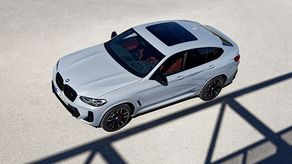BMW की शानदार X4 SUV जल्द होगी भारत में लाॅन्च, जानें क्या हैं खूबियां