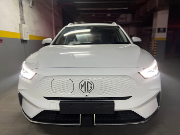 2022 MG ZS EV में मिलेगा यह शानदार फीचर्स, कनेक्टिविटी हो जायेगी आसान