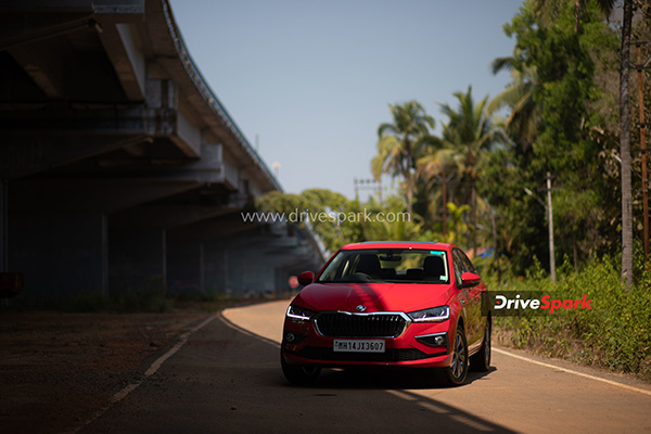 Skoda Slavia: इंजन से लेकर डायमेंशन तक, जानें 5 खास बातें