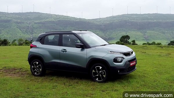 Tata Punch ने पार किया 32,000 यूनिट्स बिक्री का आंकड़ा, हर माह बिक रहीं 10 हजार कारें
