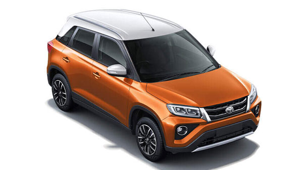 बुरी खबर! Toyota ने इन दो कारों के बढ़ा दिए दाम, 45,000 रुपये तक हो गई महंगी