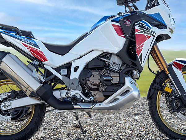 2022 Honda Africa Twin Adventure Sports भारतीय बाजार में हुई लॉन्च, जानें क्या है कीमत व फीचर्स