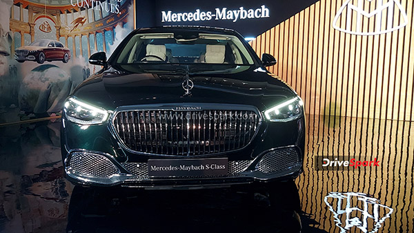 Mercedes-Benz की कारें अब और हो जाएंगी मंहगी, कंपनी अगले माह से बढाएंगी कीमतें