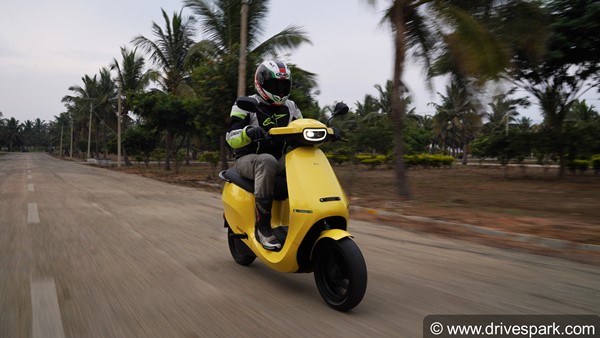 Ola Electric के सीईओ भाविष अग्रवाल ने हीरो का किया स्वागत, पेट्रोल को कहा अलविदा
