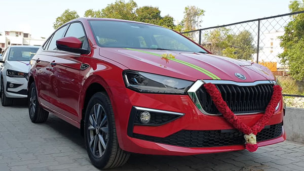 Skoda के इस डीलरशिप ने एक दिन में डिलीवर की 50 यूनिट Slavia, देखें तस्वीरें