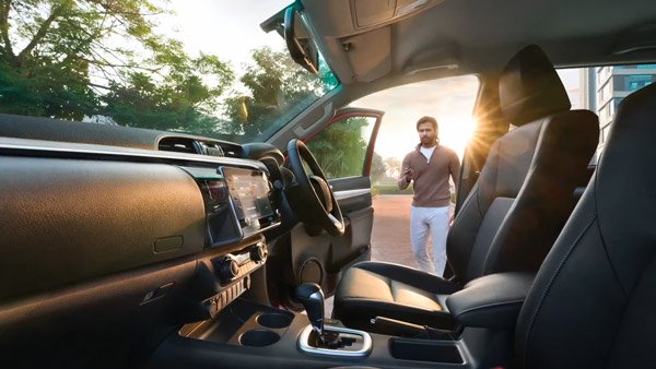 Launch of Toyota Hilux pickup truck postponed, booking has not even started, know what is the reason