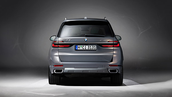 2023 BMW X7 SUV का हुआ खुलासा, कंपनी ने दिया है नया डिजाइन और बेहतरीन फीचर्स
