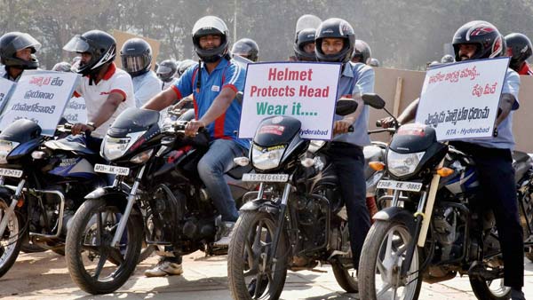 अब बिना हेलमेट बाइक चलाते पकड़े गए तो सस्पेंड होगा लाइसेंस, इस शहर में लागू हुआ नया नियम