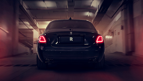शुरू हो गई है Rolls Royce की बेहतरीन लग्जरी कार की बुकिंग, शानदार डिजाइन के साथ लग्जरी इंटीरियर
