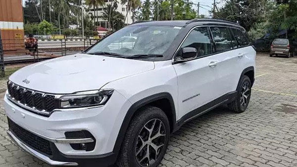 Jeep Meridian शुरू हो गई डीलरशिप पर पहुंचना, कल होने वाली है भारत में लॉन्च, जानें फीचर्स