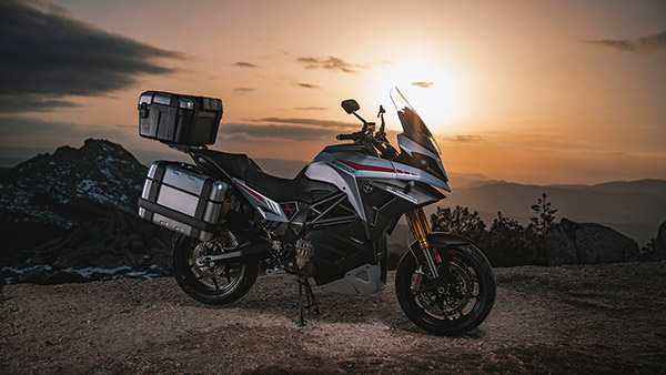 Nexon EV से भी ज्यादा रेंज है इस इलेक्ट्रिक मोटरसाइकिल की, जानें फुल चार्ज पर कितना चलती है