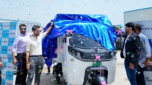 कमर्शियल सेगमेंट में इलेक्ट्रिक वाहनों की धूम, ये कंपनी बाजार में उतारेगी 1,000 इलेक्ट्रिक 3-व्हीलर
