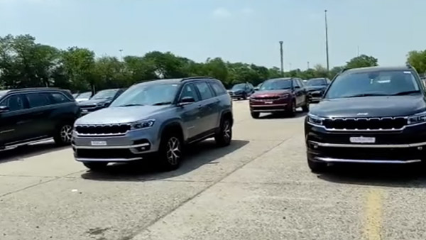 Jeep के इस डीलरशिप ने की Meridian SUV की मेगा डिलीवरी, एक साथ 60 ग्राहकों को सौंपी चाबियां
