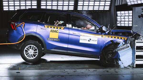 Mahindra XUV700 फिर साबित हुई सुरक्षित कार, Global NCAP ने दिया सेफर च्वाइस अवार्ड