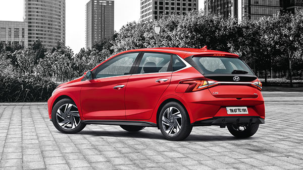 ये क्या कर रही है Hyundai? कार खरीदने पर मिलेगी एक स्मार्ट-की, दूसरी मिलेगी 6 महीने बाद