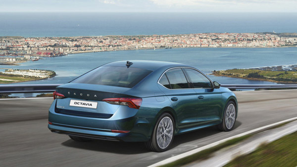 Skoda Octavia ने हासिल किया 1 लाख यूनिट्स से ज्यादा की बिक्री का आंकड़ा, जानें कब हुई थी शुरुआत