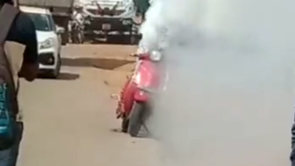 EV Fire: खराब बैटरी कूलिंग सिस्टम के वजह से इलेक्ट्रिक स्कूटरों में लग रही है आग, जांच कमेटी ने सौंपी रिपोर्ट