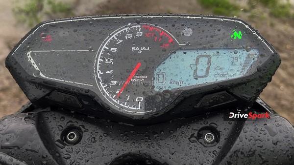 Bajaj Pulsar N160 Review: क्या होगी 160सीसी की टाॅप परफार्मिंग बाइक? पढ़ें रिव्यू