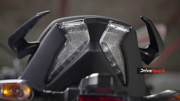 Bajaj Pulsar N160 Review: क्या होगी 160सीसी की टाॅप परफार्मिंग बाइक? पढ़ें रिव्यू