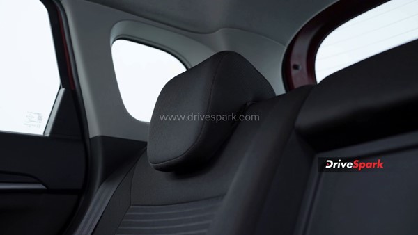 नई Maruti Suzuki Brezza में क्या मिला है नया, क्या हुई पहले से बेहतर या निकली फिसड्डी, पढ़ें रिव्यू